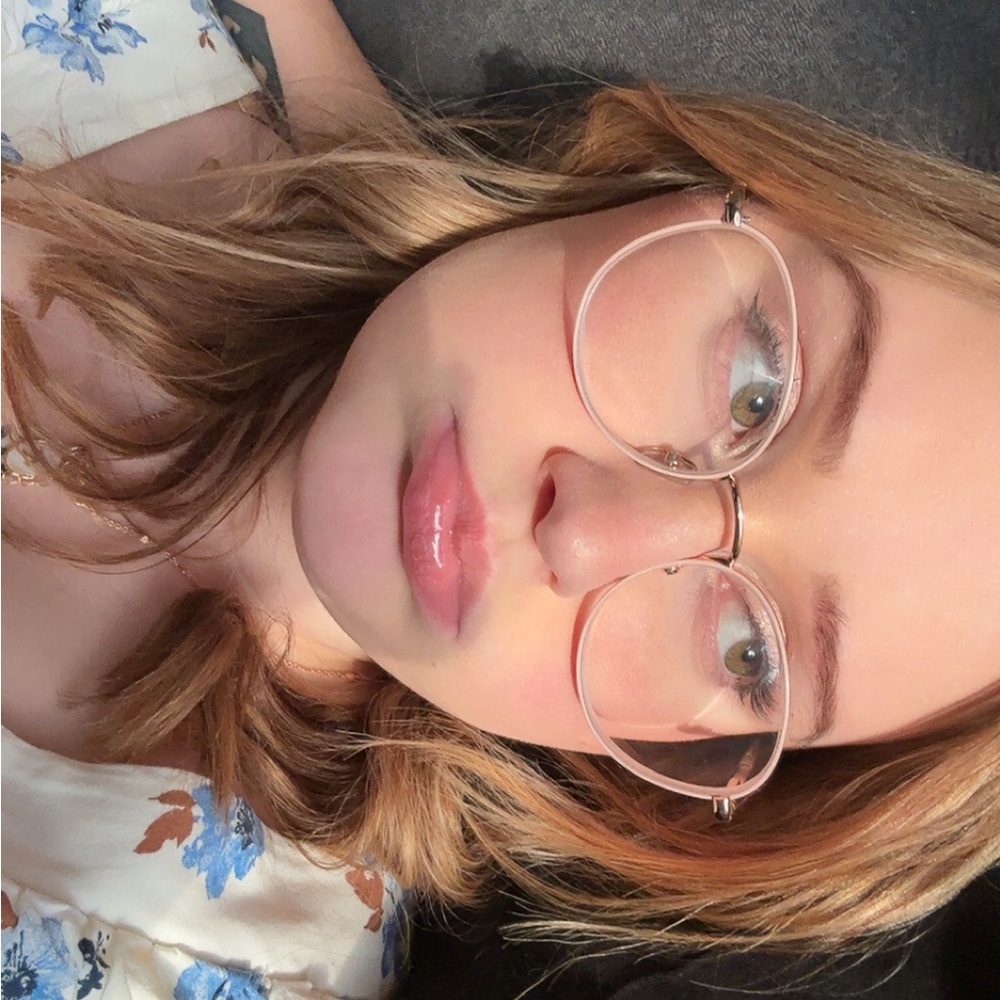 Meet your Posher, Hannah